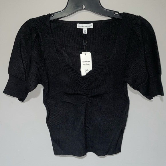 Puff Shoulder Sweatheart Neckline Top - Picture 5 of 6